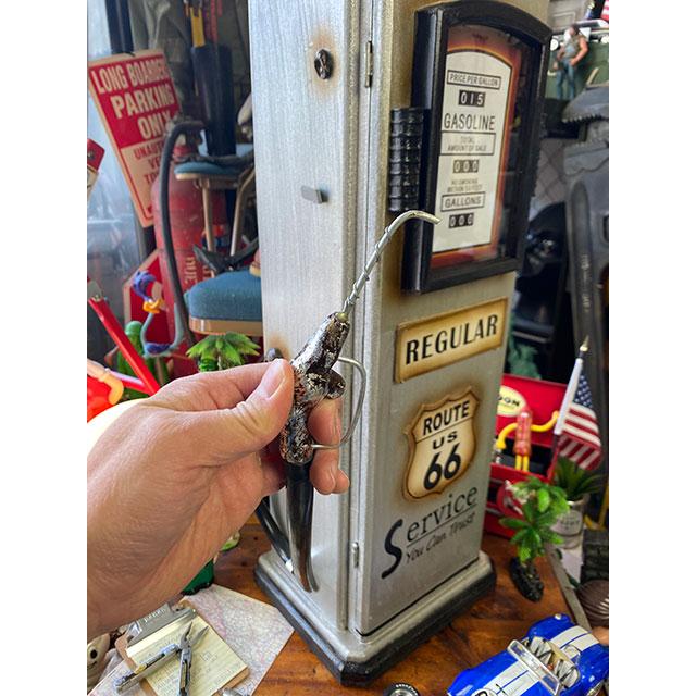 ルート66 ガスポンプ型キャビネット CDタワー （シルバー