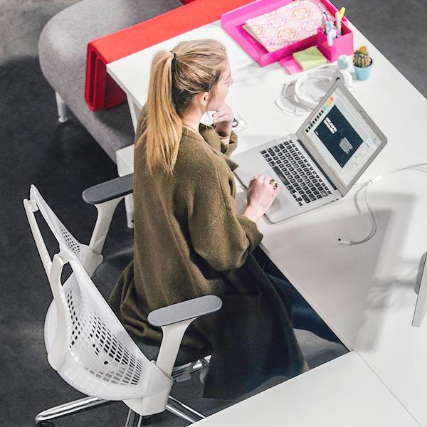 Herman Miller（ハーマンミラー） 【大人気の即納在庫が期間限定価格