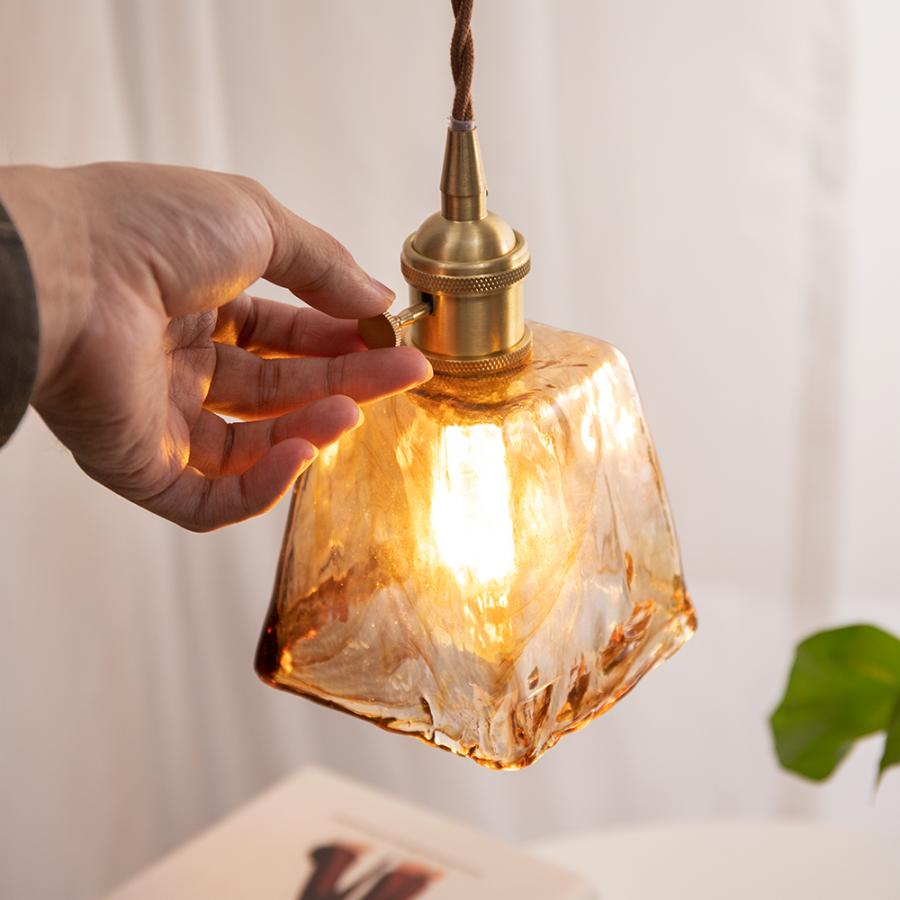 ペンダントライト 琥珀色 ガラス レトロ 天井照明 北欧 アンティーク
