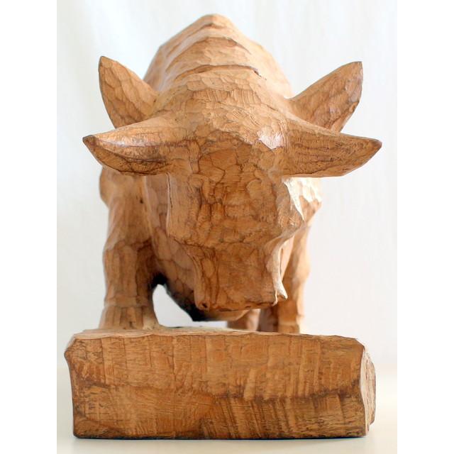 254/日展木彫作家 西田秀 木彫 牛彫刻「力闘 」☆木箱・布 ☆井波彫刻