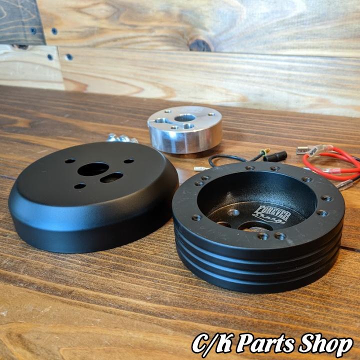 ビレットステアリングホイールアダプター ブラック 5/6ホール PCD 70mm