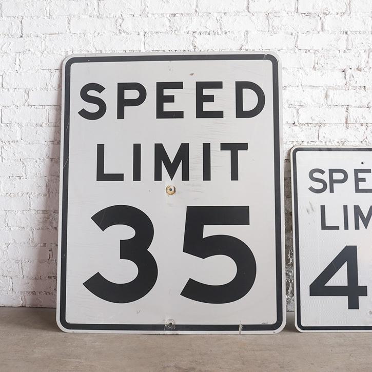 看板 アメリカ 道路標識 ヴィンテージ ホワイト ロードサイン