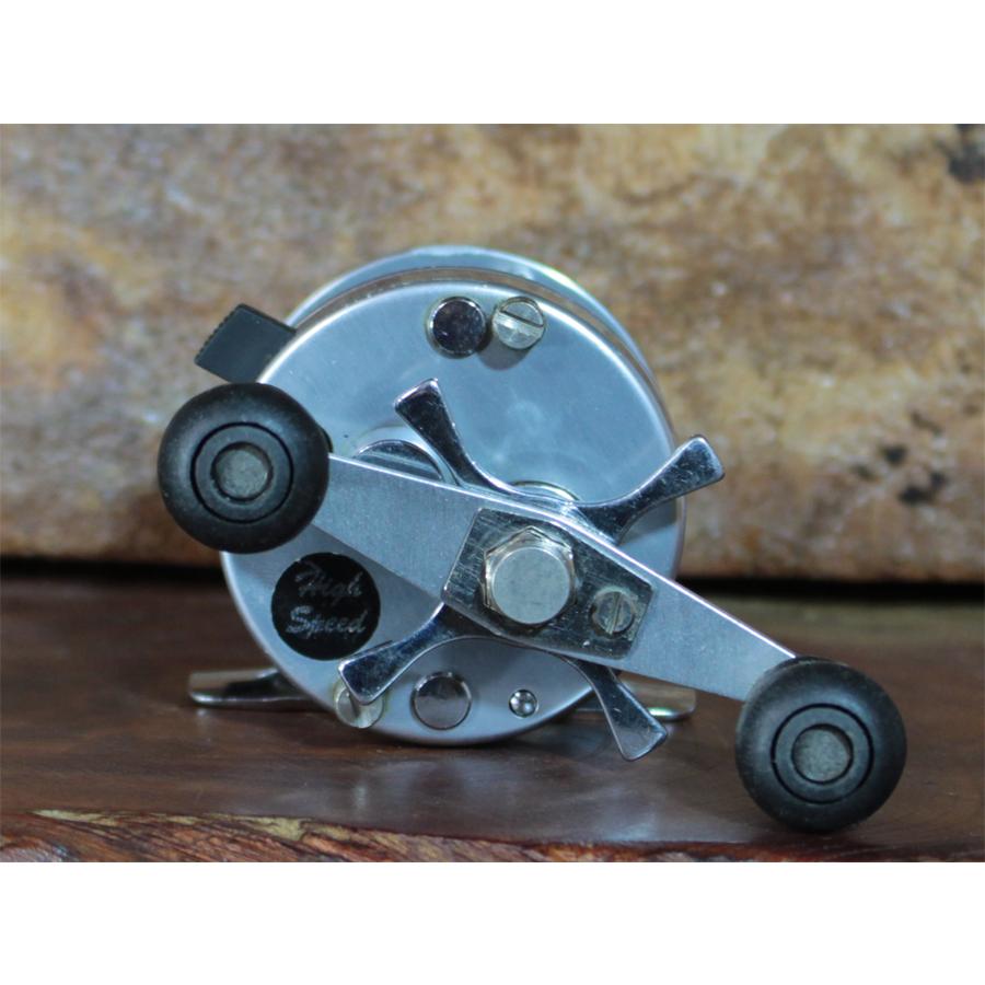 Abu Garcia（アブガルシア） ABU Ambassadeur 2500Cアブ アンバサダー