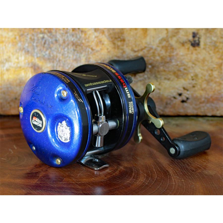 Abu Garcia（アブガルシア） 左ハンドルABU アンバサダー 4601C DDL