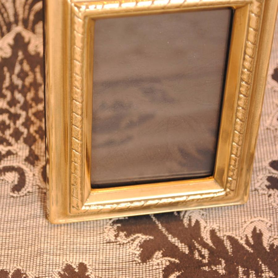 フォトフレーム 写真立て おしゃれ アンティーク調 額縁スタイル 金色
