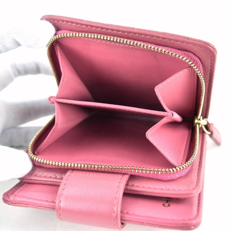 CHANEL（シャネル） 財布 レディース 二つ折り財布 マトラッセ レザー