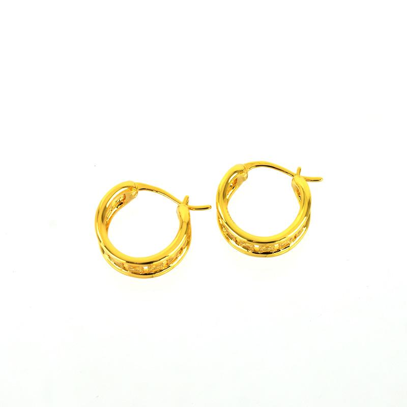 CELINE（セリーヌ） ピアス トリオンフ マルチフープピアス 46V186BRA