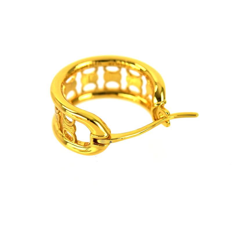 CELINE（セリーヌ） ピアス トリオンフ マルチフープピアス 46V186BRA