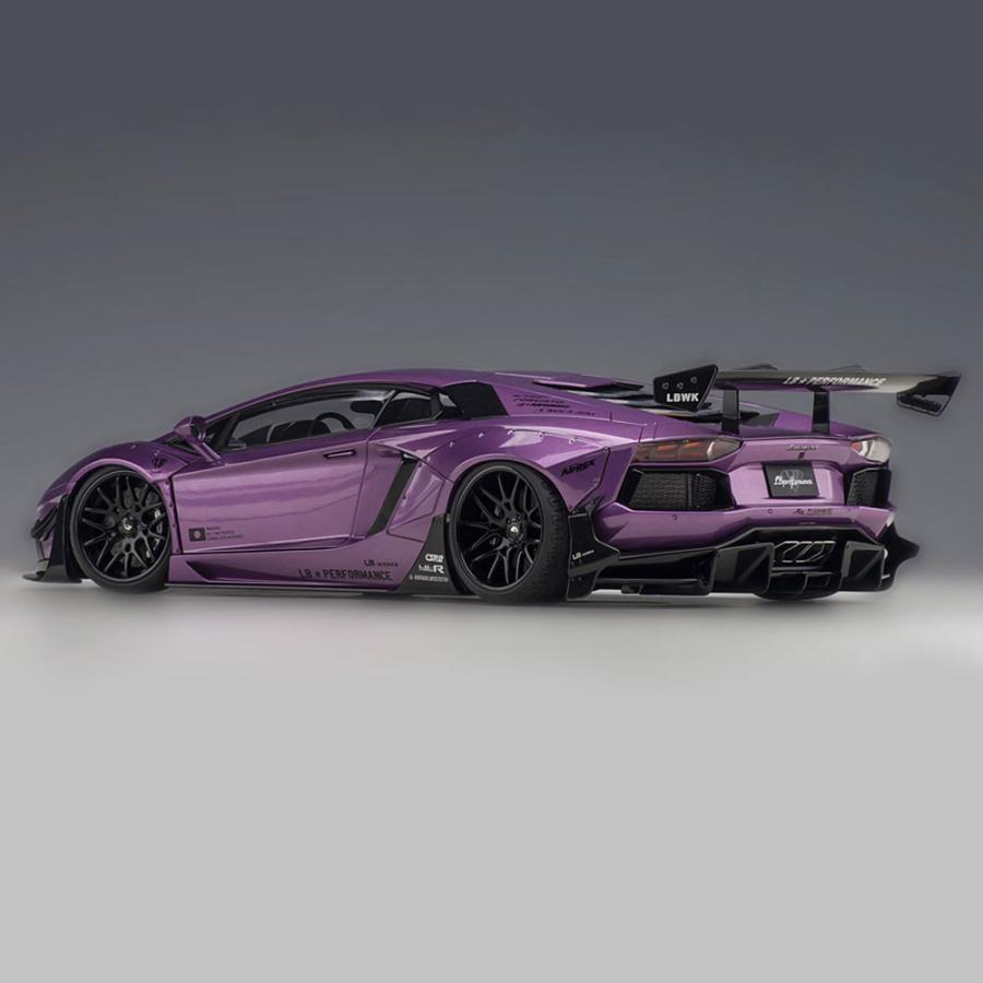 Lamborghini（ランボルギーニ） ミニカー 1/18 アヴェンタドール