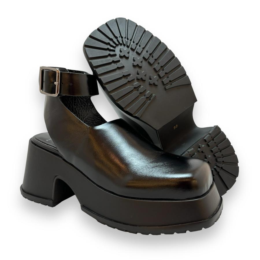 MANA（マナ） シューズ ボリュームソール スクエア ベルト 厚底 靴