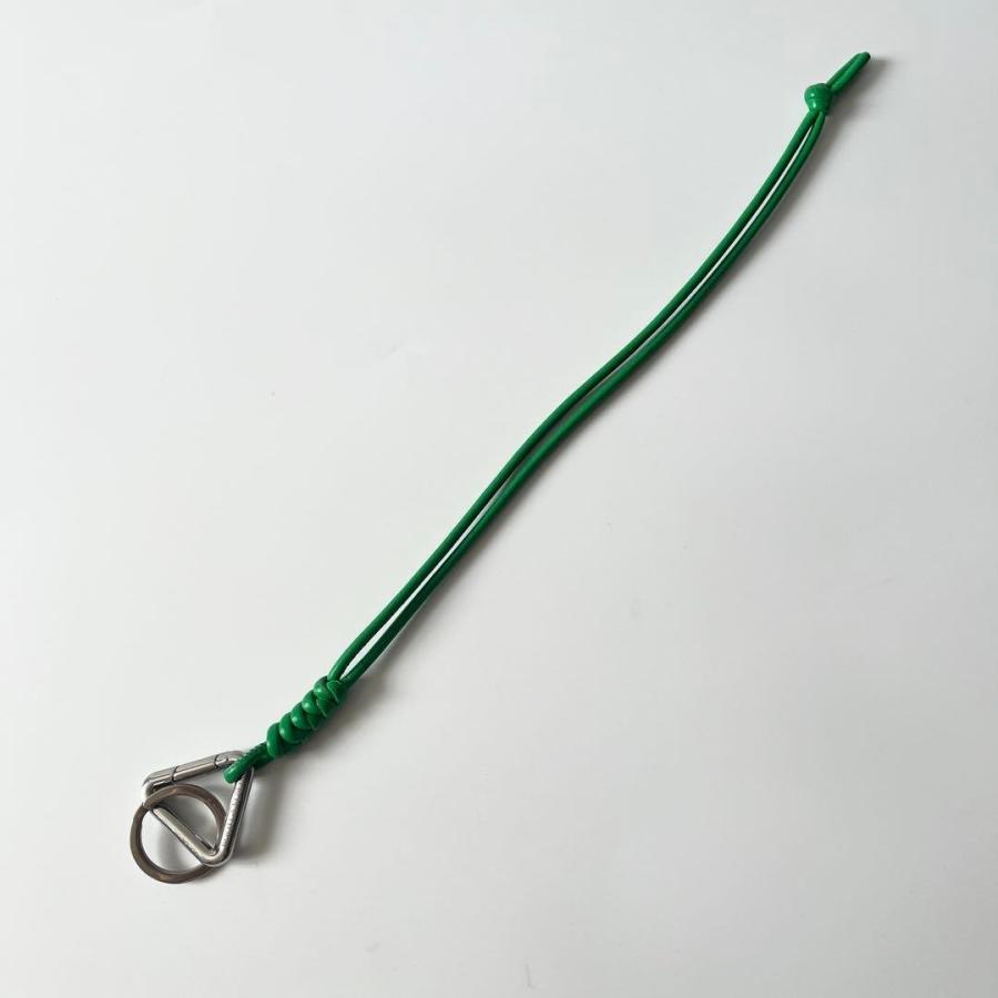 BOTTEGA VENETA ボッテガヴェネタ トライアングル キーリング ネック