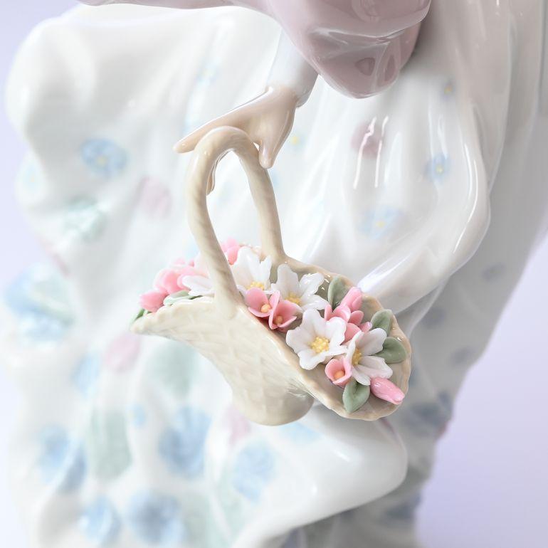 LLADRO（リヤドロ） 春の輝き フィギュア 人形 女性 リアドロ フィギュ