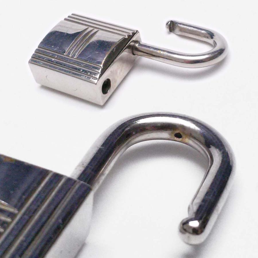 HERMES（エルメス） 【美品-良品】エルメス カデナ 鍵2本 104番