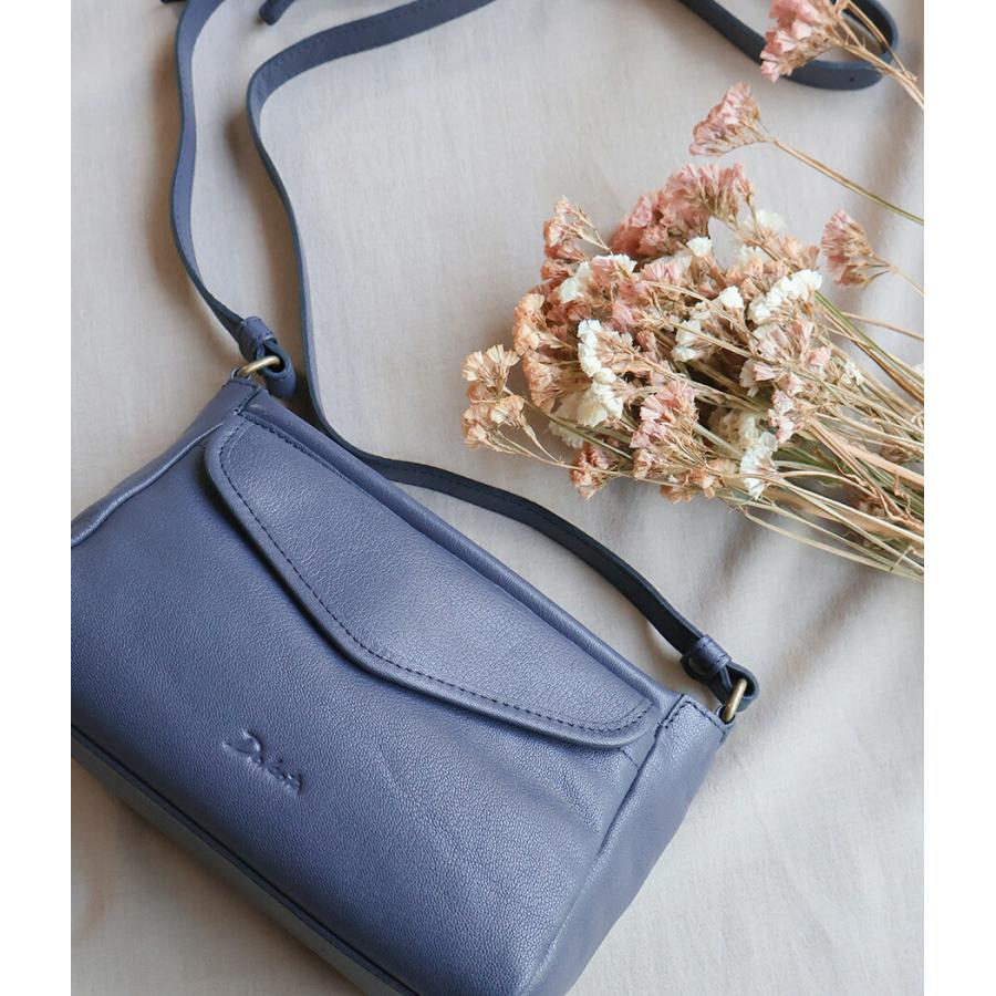 Dakota（ダコタ） ショルダーバッグ 小さ目 ふっくら 軽量 ムーブ 山羊