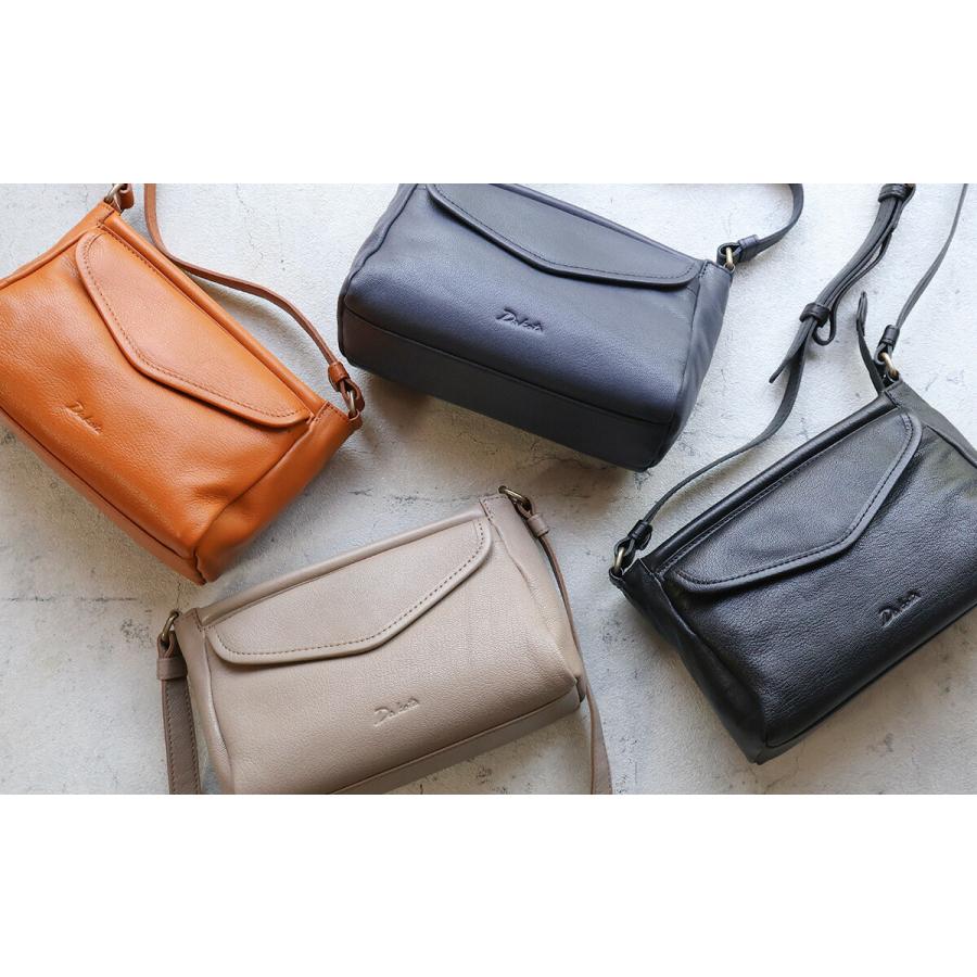 Dakota（ダコタ） ショルダーバッグ 小さ目 ふっくら 軽量 ムーブ 山羊