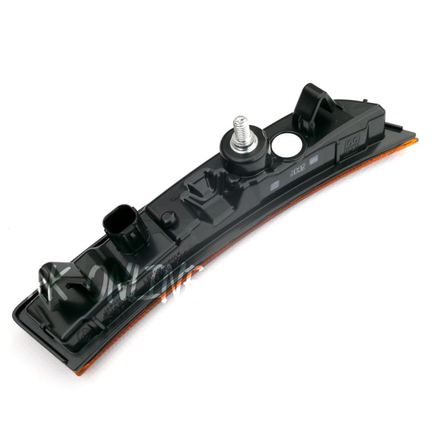 送料880円〜US TOYOTA純正：トヨタ：GR86（ZN8）用USサイドマーカー