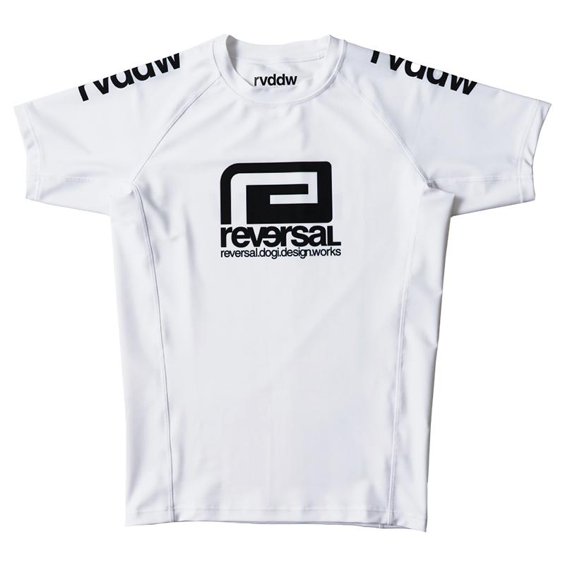reversal（リバーサル） 爆買 ラッシュガード reversal rvddw 半袖T