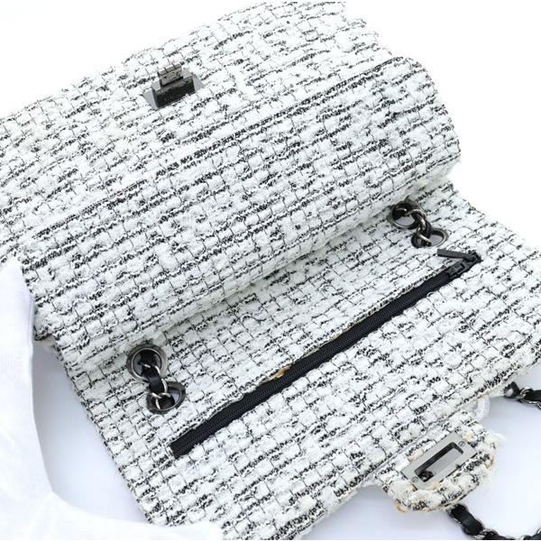 広尾店】 シャネル CHANEL ツイード2.55マトラッセ 昆虫モチーフ