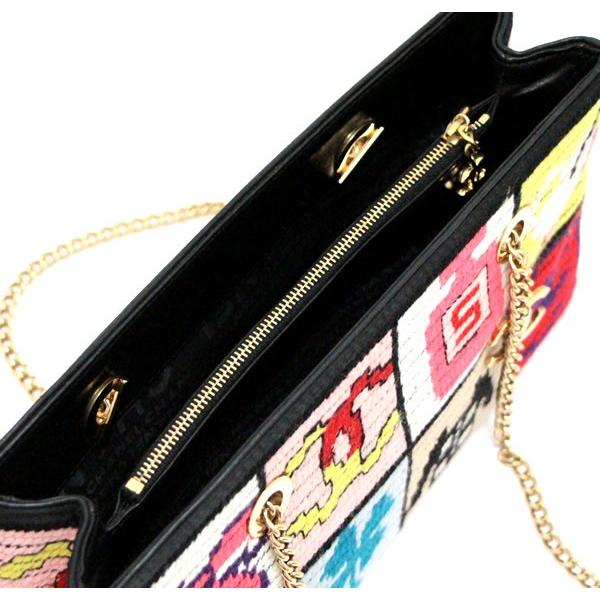 シャネル CHANEL アイコン チェーンショルダーバッグ 刺繍 8番台