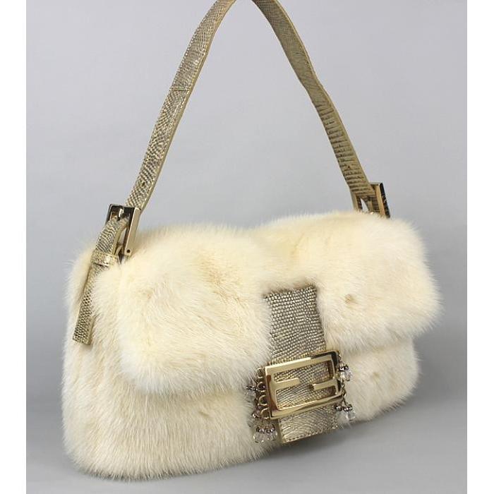 FENDI（フェンディ） 美品 マンマバケット ハンドバッグ ミンク