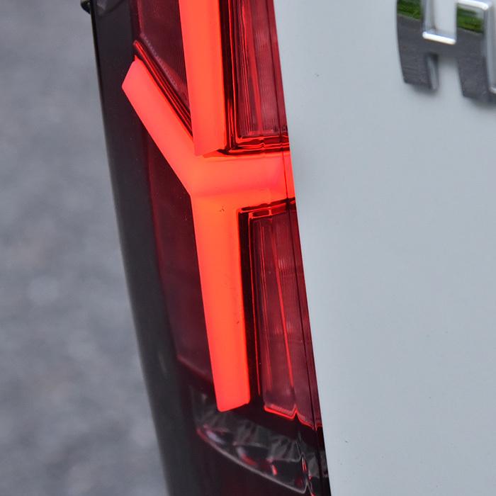 HELIOS（ヘリオス） 【保証期間1年】 200系 ハイエース 3D ユーロ