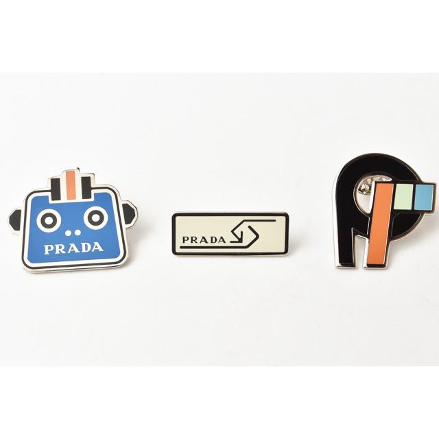 PRADA（プラダ） ピンブローチ/ピンバッジ 3点セット アクセサリー