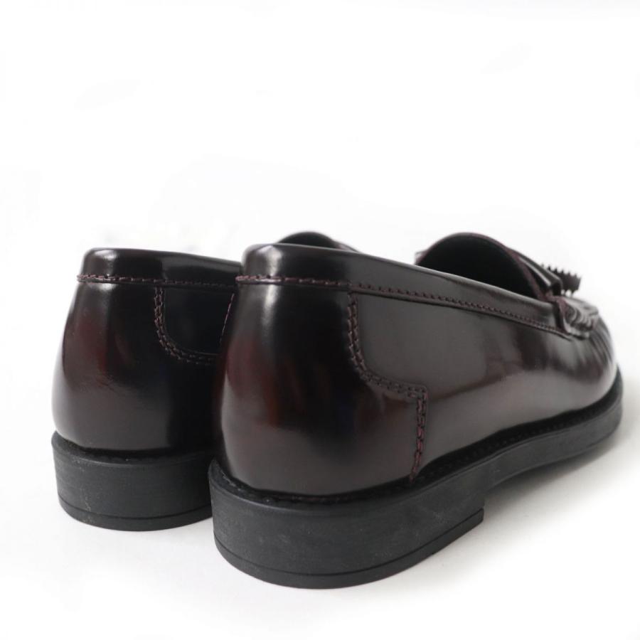 未使用品☆Tod's トッズ ロゴチャーム・タッセル付き レザー