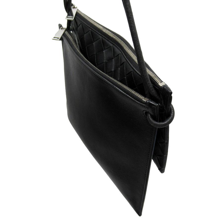 ボッテガヴェネタ BOTTEGAVENETA 斜め掛けショルダーバッグ イントレ