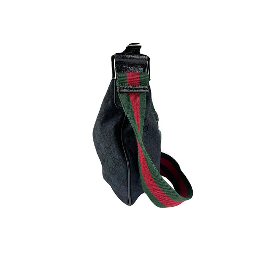 GUCCI（グッチ） 斜め掛けショルダーバッグ GGキャンバス ブラック