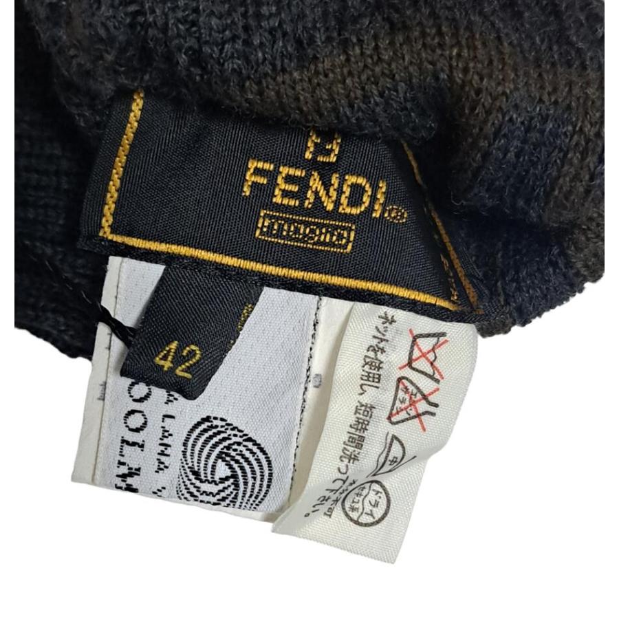 FENDI（フェンディ） 未使用 手袋 ウール 100％ グレー ズッカ