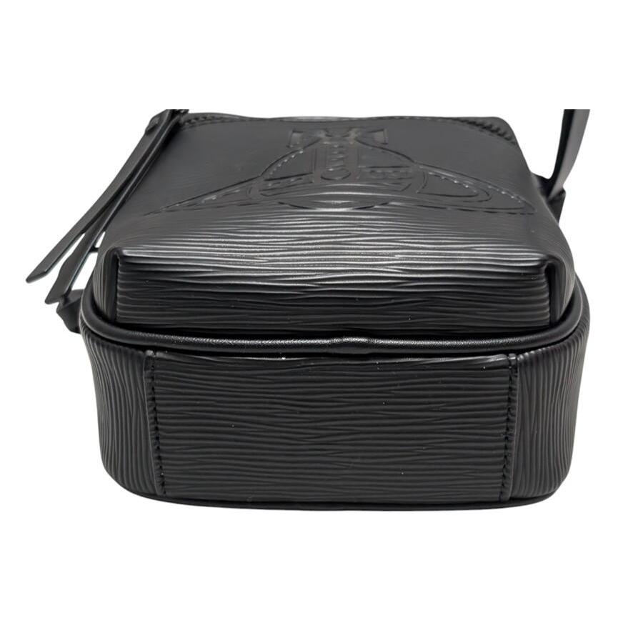 Vivienne Westwood（ヴィヴィアンウエストウッド） 新品未使用 フロウ