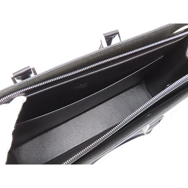 LOUIS VUITTON（ルイ・ヴィトン） 新品同様 タイガ ポルトドキュマン