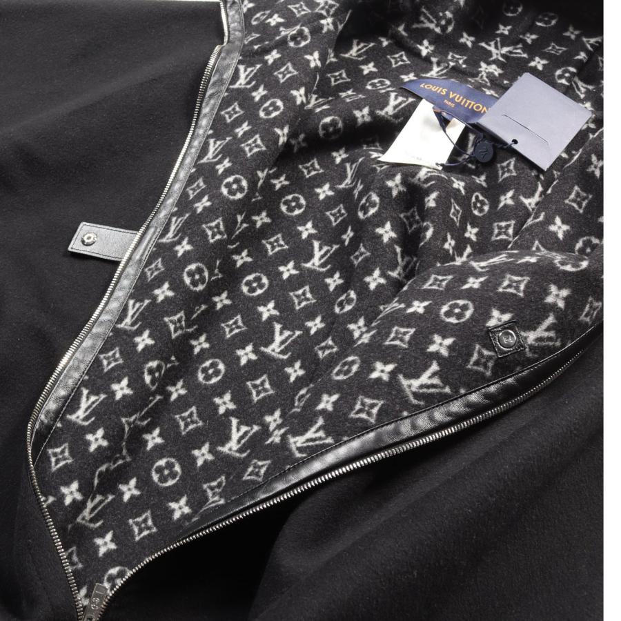 LOUIS VUITTON（ルイ・ヴィトン） フーデッドケープ モノグラム