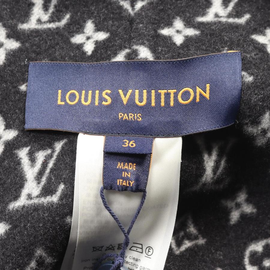 LOUIS VUITTON（ルイ・ヴィトン） フーデッドケープ モノグラム