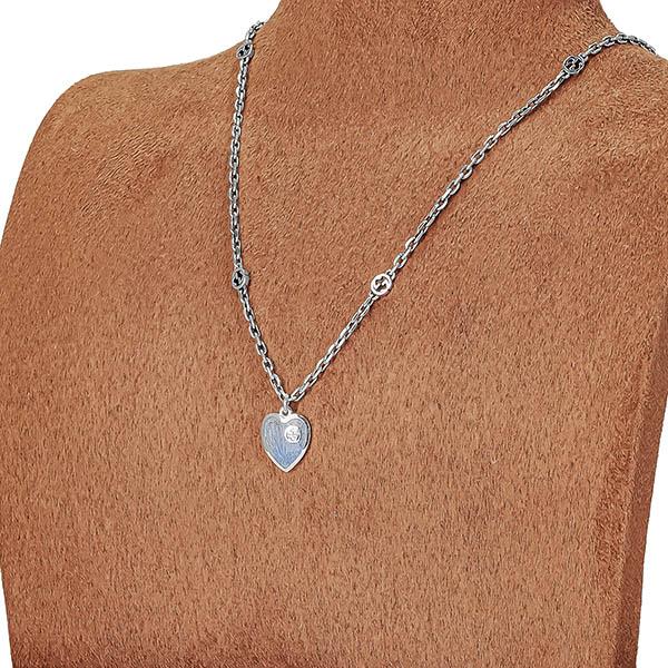 GUCCI（グッチ） ネックレス レディース エナメル ハート ペンダント