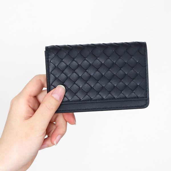 BOTTEGA VENETA（ボッテガ・ヴェネタ） 名刺入れ ラムレザー イントレ