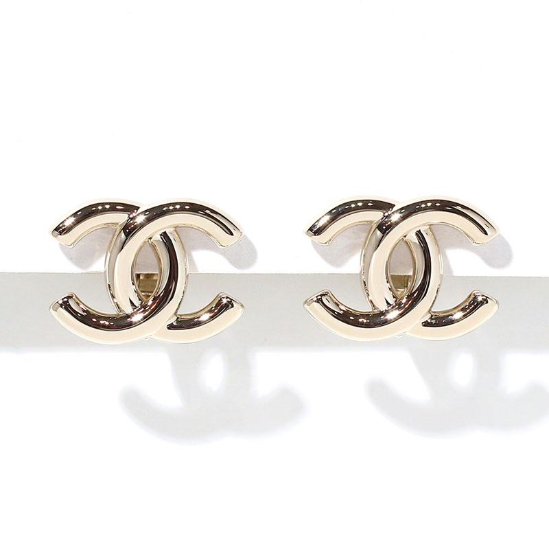 CHANEL（シャネル） イヤリング メタル CCマーク ダブルC ココマーク