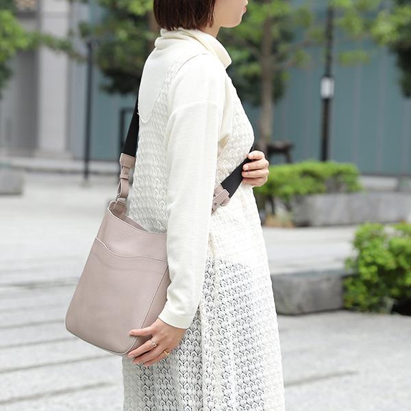 IL BISONTE（イルビゾンテ） 並行輸入 ショルダーバッグ フィフティ