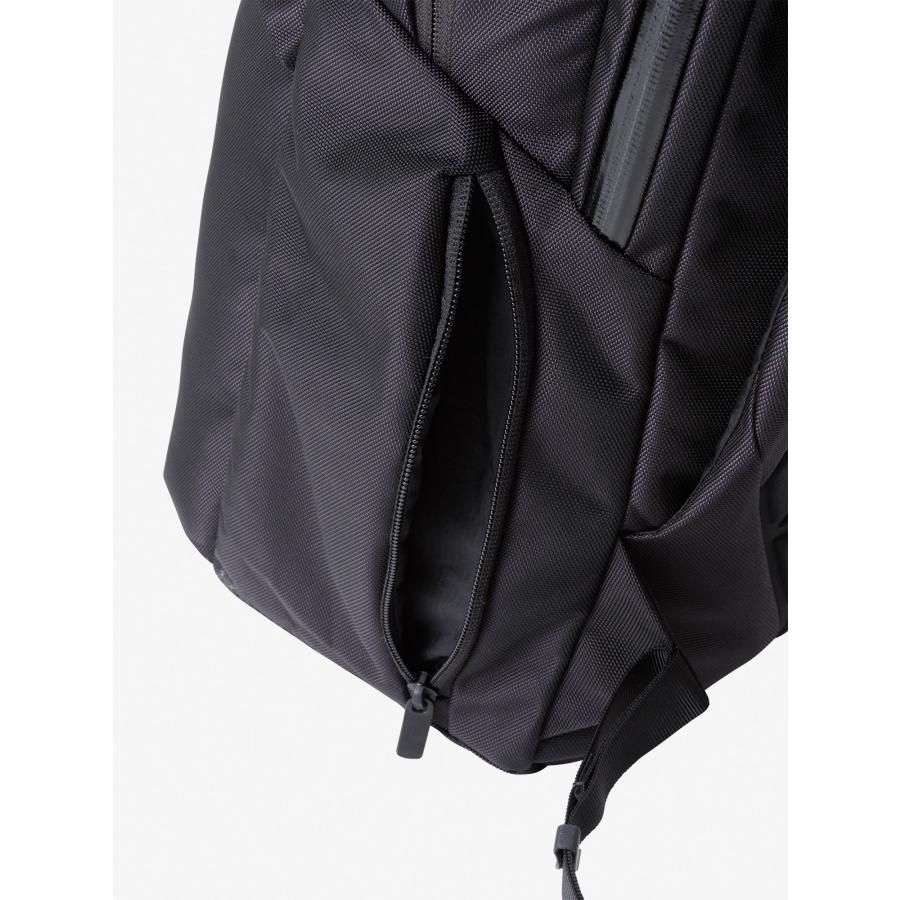 THE NORTH FACE（ザ ノースフェイス） ビジネスリュック 24L 黒