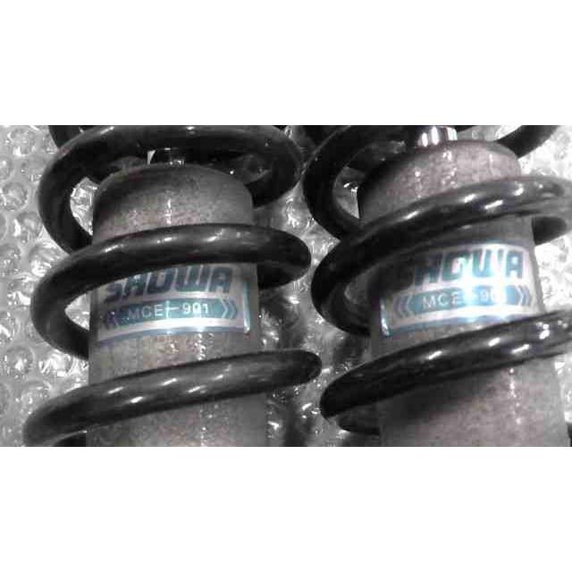 CB400SF NC39 教習車 の リアサスペンション SHOWA *1727422073 中古