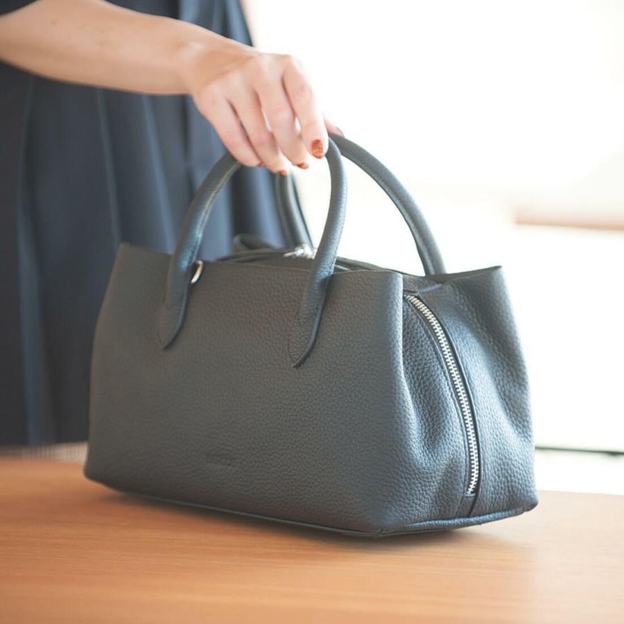 BARCOS（バルコス） シュリンクレザー3層ハンドバッグ＜グラッツェ