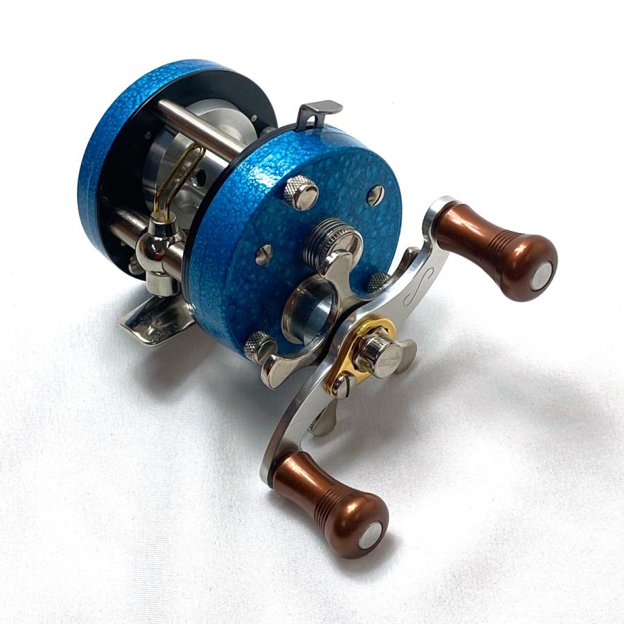 五十鈴 ベイトリール 替スプール付 BC421SSS-T2 やや傷や汚れあり