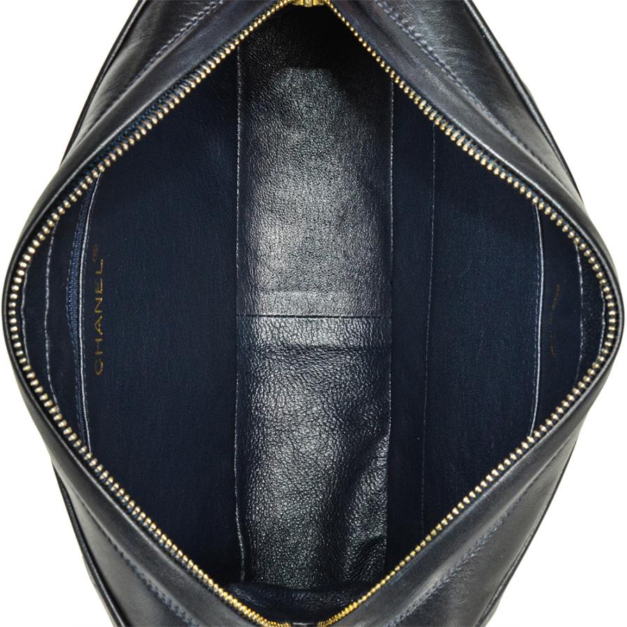 CHANEL（シャネル） マトラッセ チェーン ショルダーバッグ ラムスキン