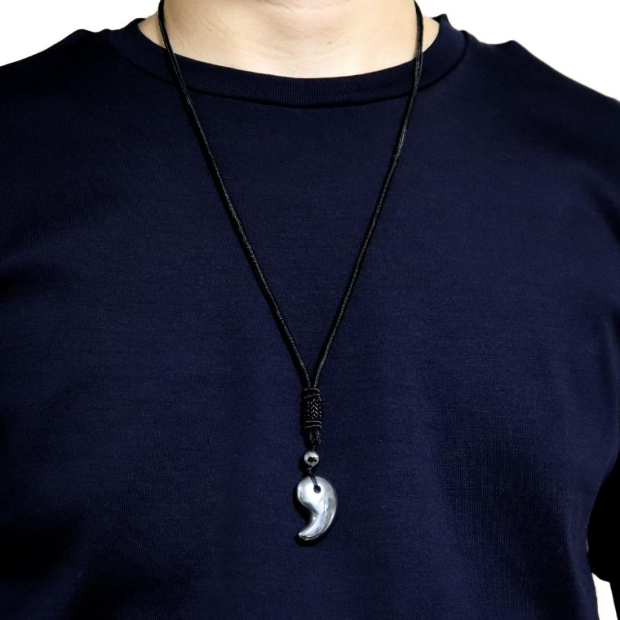 GOLD STONE テラヘルツ鉱石 本物 勾玉 紐 ネックレス 8mm玉付き メンズ