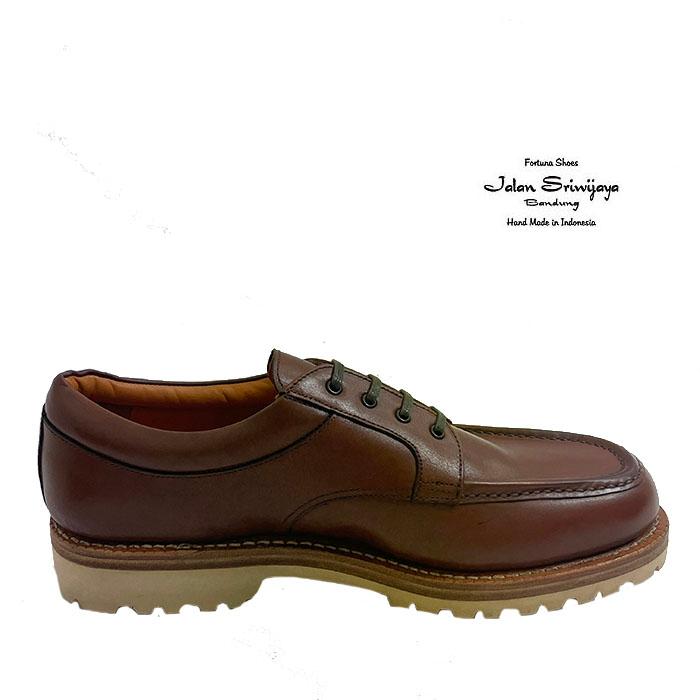 JALAN SRIWIJAYA（ジャラン スリウァヤ） 99081 CALF CUOIO ブラウン