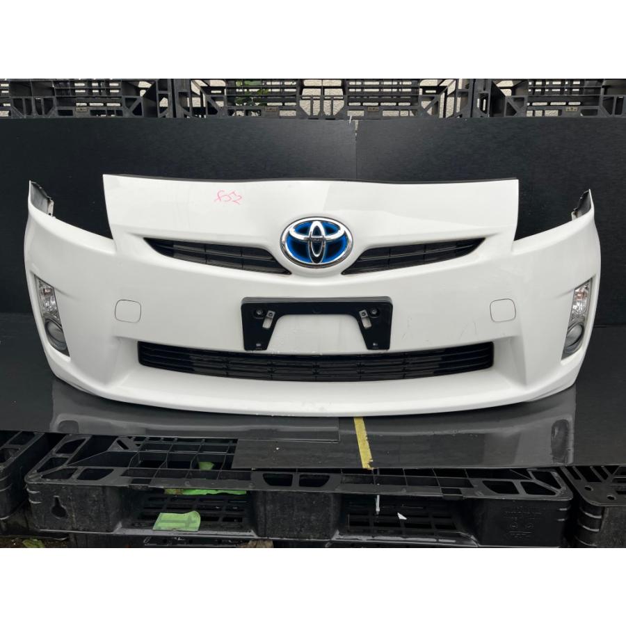 プリウス 30 S 前期 (ZVW30) 純正 フロントバンパー 040 Fバンパー