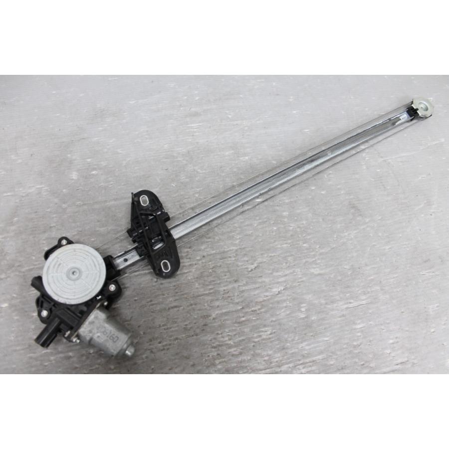 N-BOX ホンダ G (JF1) 右前 パワーウィンドウレギュレーター モーター