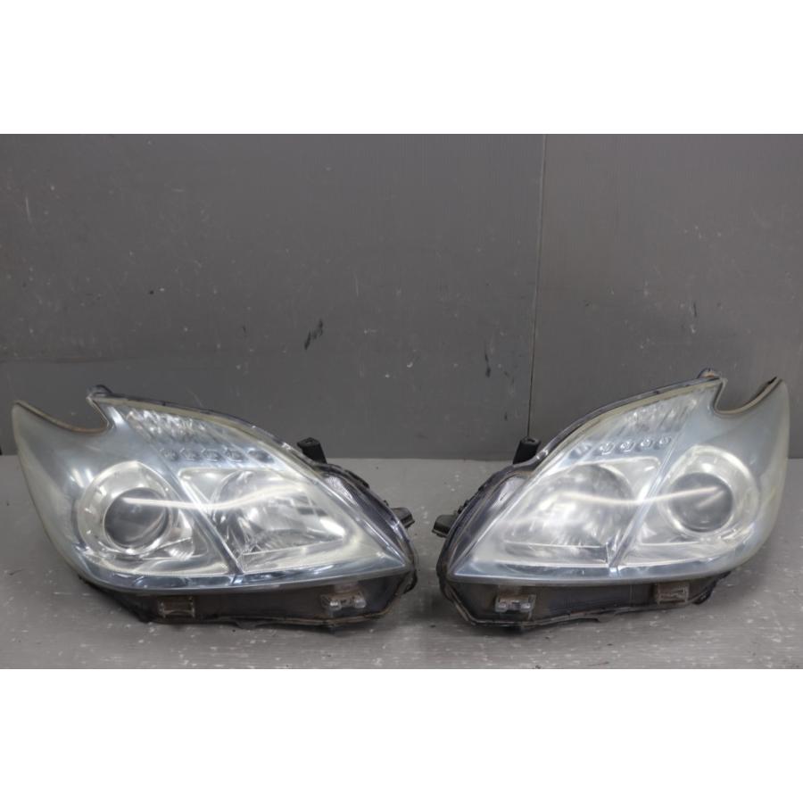 プリウス 30 S 前期 (ZVW30) 純正 ハロゲン ヘッドライト 47-29 左右