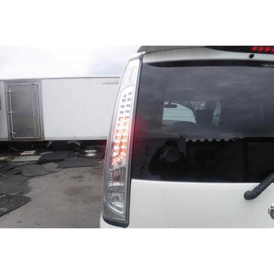 セレナ 前期(HC26 C26 HFC26) 純正 コイト 動作保証 左 テールライト