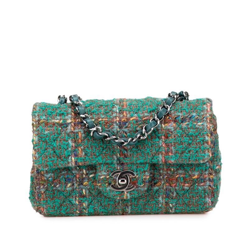 CHANEL（シャネル） マトラッセ20 ココマーク シルバー金具 チェーン